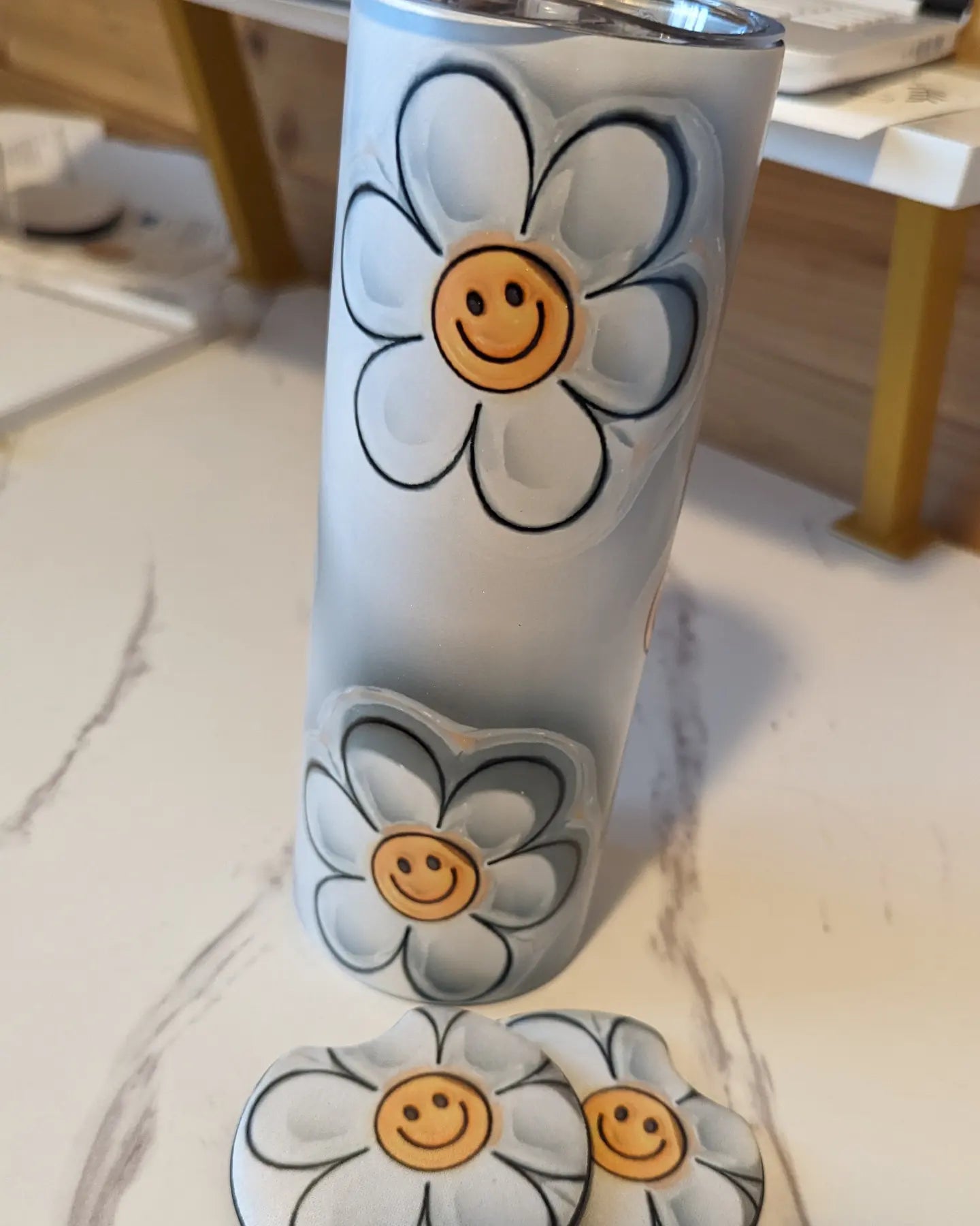 Smiley Daisies Tumbler